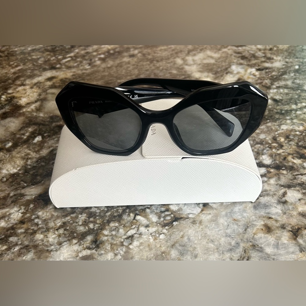 MAKE OFFER! BRAND NEW Prada Sunglasses *Prescription Lenses*